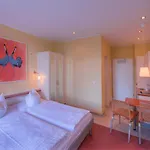 Strandlaeufer 115 *